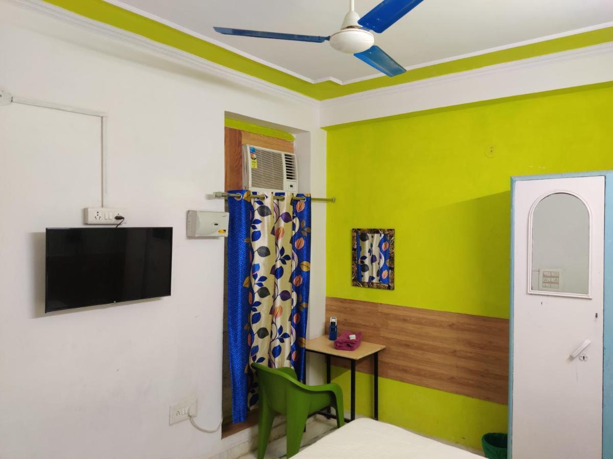 Anand One Guest house