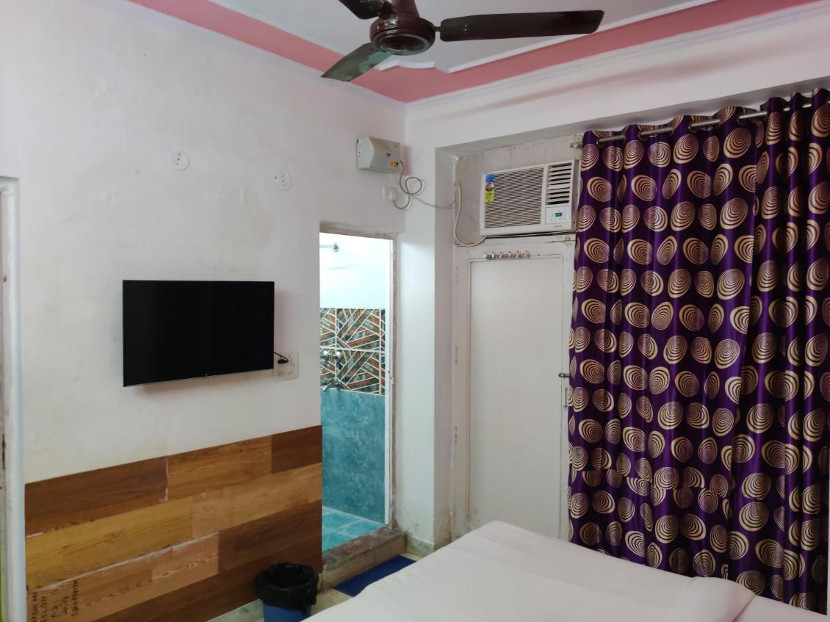 Anand One Guest house New Delhi